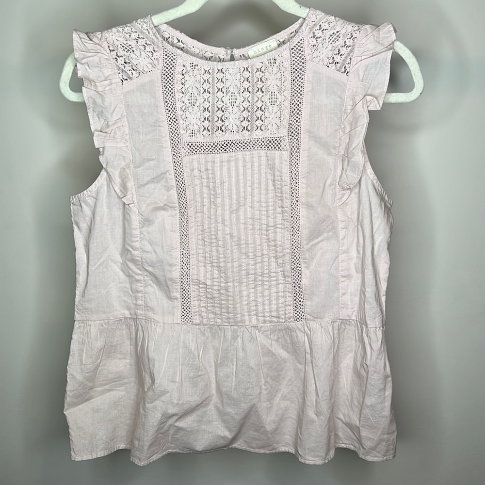 Hinge from Nordstrom sleeveless top. Size small